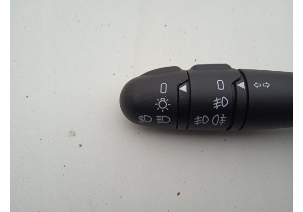 Перемикач світла, поворотів з ПТФ, перемикач підрульовий Renault Espace IV, Laguna II, Trafic II, Vel Satis, 7701059356, 7701048913 *